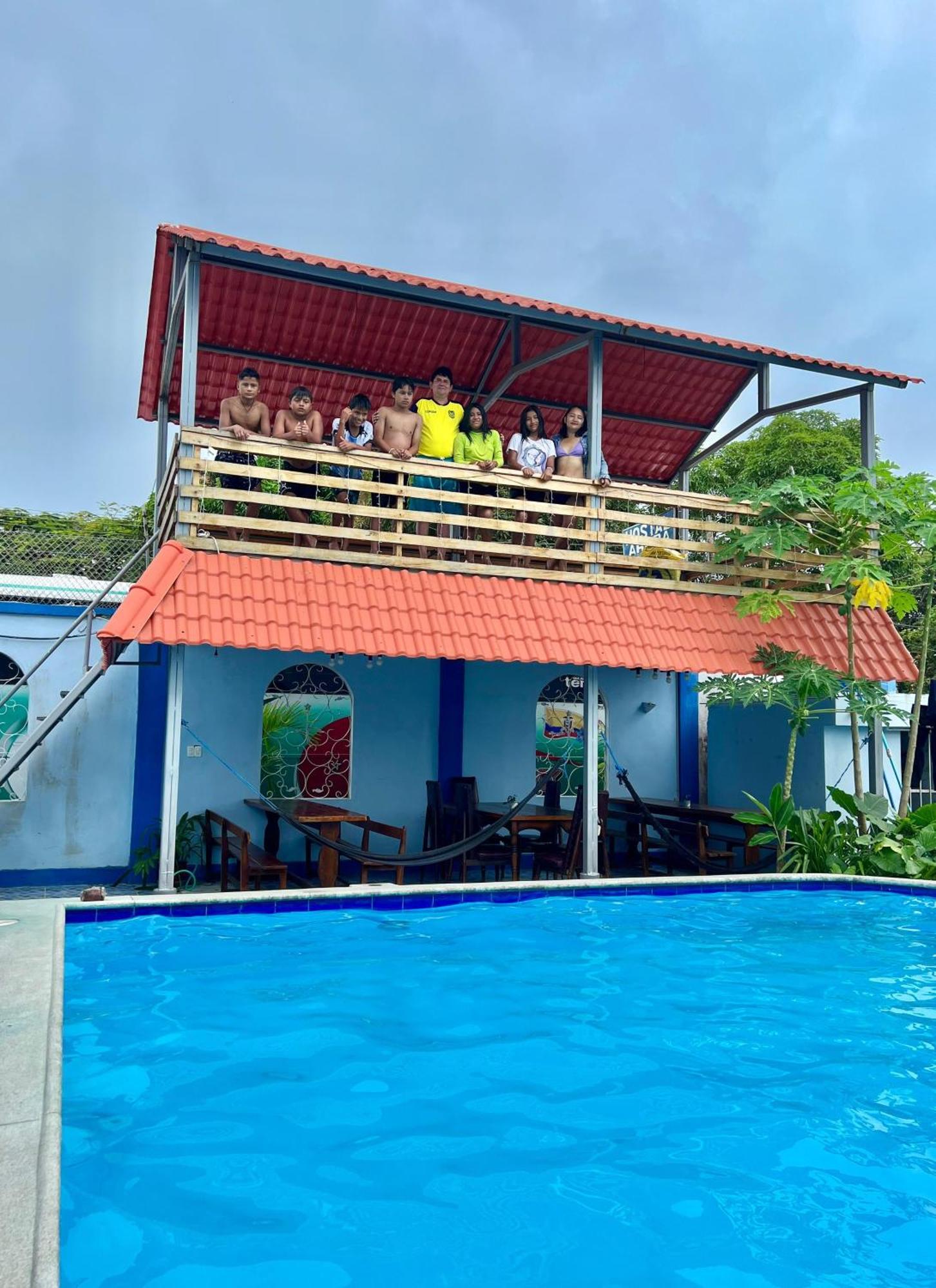 Hostal Aruba Atacames Buitenkant foto