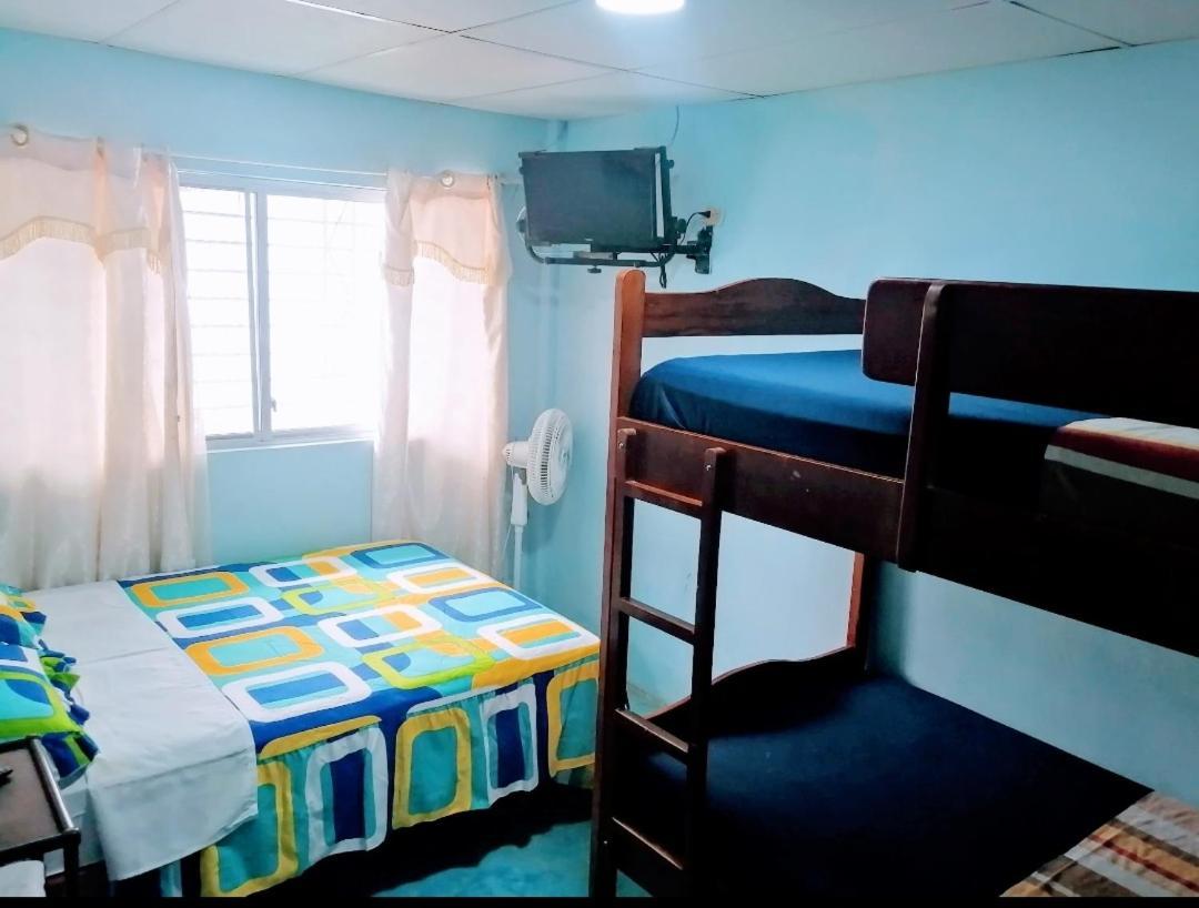 Hostal Aruba Atacames Kamer foto