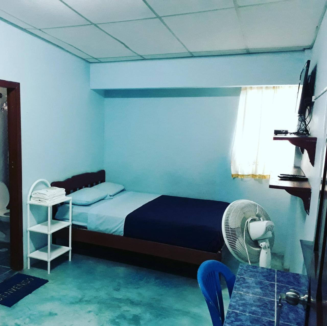 Hostal Aruba Atacames Buitenkant foto