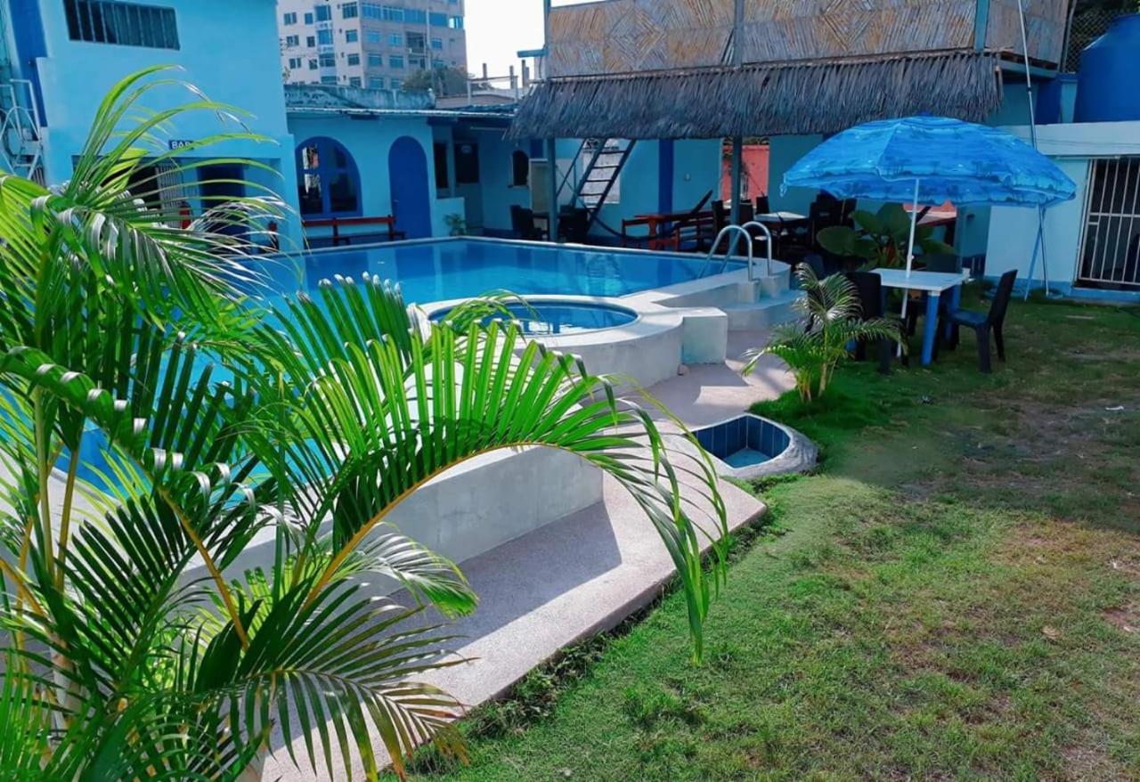 Hostal Aruba Atacames Buitenkant foto